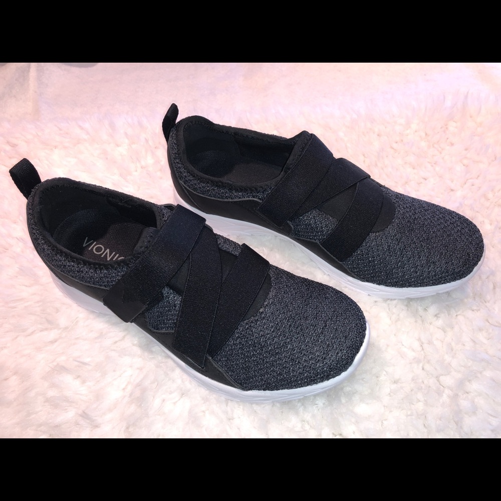 Women’s Vionic Brisk Aimmy Tennis Shoe - Picture 2 of 10